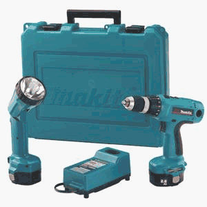 Makita 6337DWDLE 14.4 Volt 1/2-Inch MFORCE Cordless Drill & Flashlight Kit with Exclusive Shift Lock Drive System