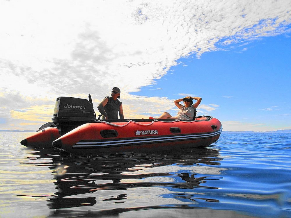 Amazon.com : Saturn 14 ft Red Inflatable Boat : Open Water ... Amazon.com : Saturn 14 ft Red Inflatable Boat : Open Water ...