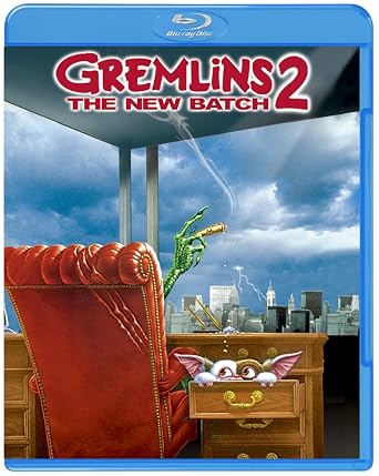 【クリックで詳細表示】Amazon.co.jp ｜ グレムリン2-新・種・誕・生- [Blu-ray] DVD・ブルーレイ - ザック・ギャリガン， フィービー・ケイツ， ジョン・グローバー， ジョー・ダンテ， スティーブン・スピルバーグ， フランク・マーシャル， キャスリーン・ケネディ， マイケル・フィネル