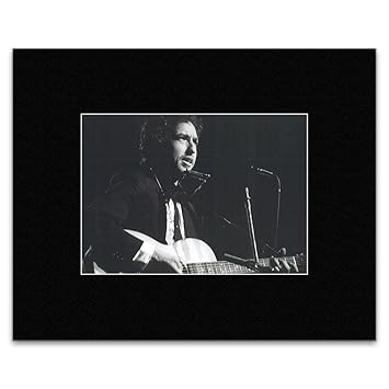 【クリックで詳細表示】BOB DYLAN - Print 11 Matted Mini Poster - 20.3x28.7cm： ホーム＆キッチン