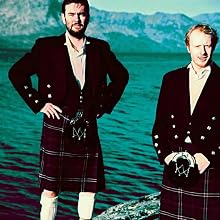 Arab Strap - Photographer: Neale Smith © 2003