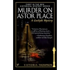 Murder on Astor Place (Gaslight Mysteries) (Taschenbuch)