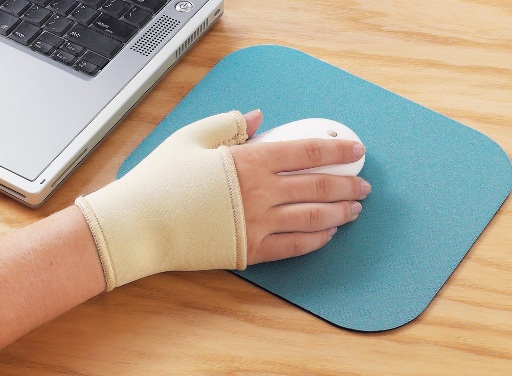 Amazon.com: Mueller Thumb Stabilizer, Beige, One Size: Health ...