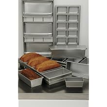 Focus Foodservice Commercial Bakeware 9 by 4-1/2-Inch Loaf Pan, 1-Pound