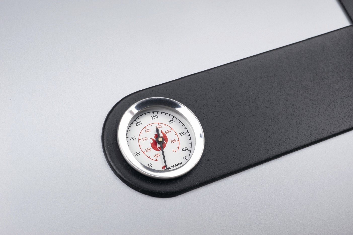 barbecue gaz gris 5 bruleurs plancha landmann cronos 12774