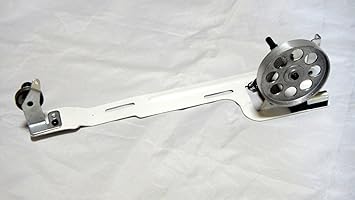 【クリックで詳細表示】下糸巻き ボビン 工業 職業 用 本縫い ミシン シルバー 【マイホット】： ホーム＆キッチン