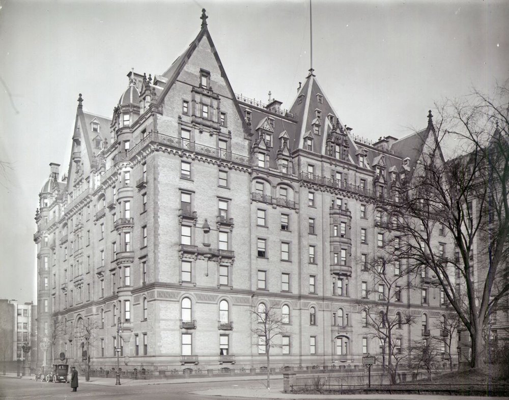 The Dakota: A History of the World's Best-Known Apartment Building ...