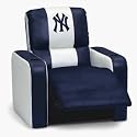 DreamSeat New York Yankees MLB Leather Recliner