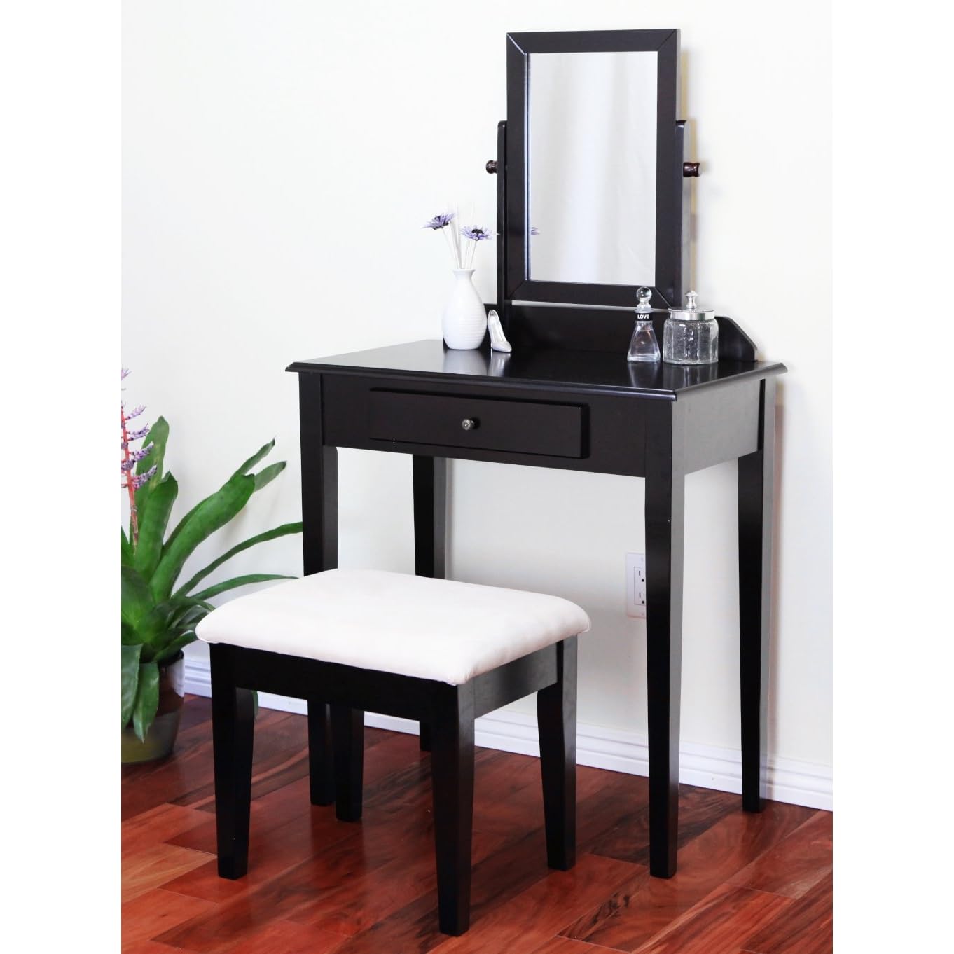 Simple White Vanity Set By Coaster