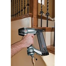 PORTER-CABLE BN200B 5/8-Inch to 2-Inch 18-Gauge Brad Nailer