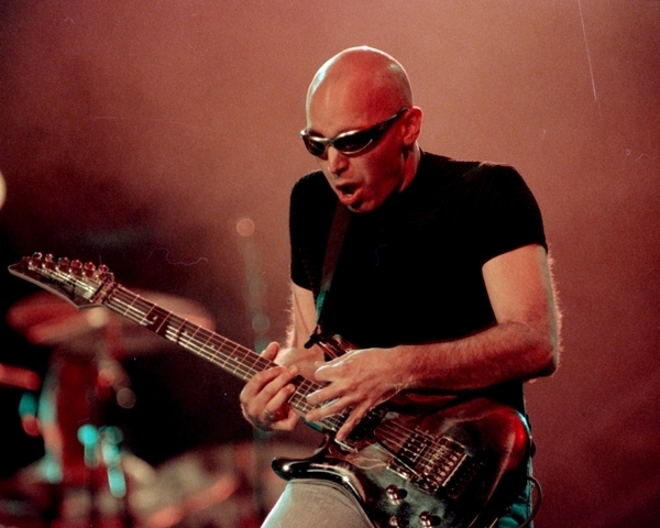 Joe Satriani - Images