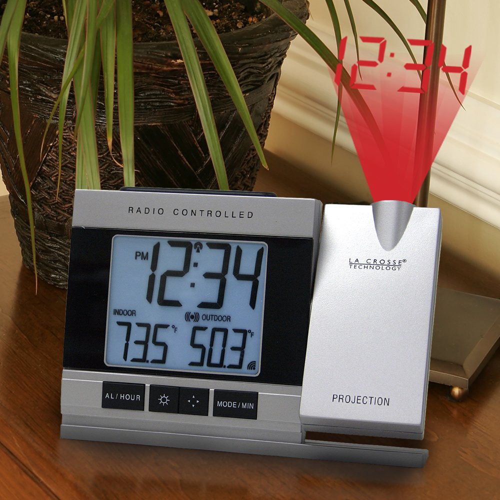 La Crosse Technology WT5220UIT Projection Alarm Clock with Indoor