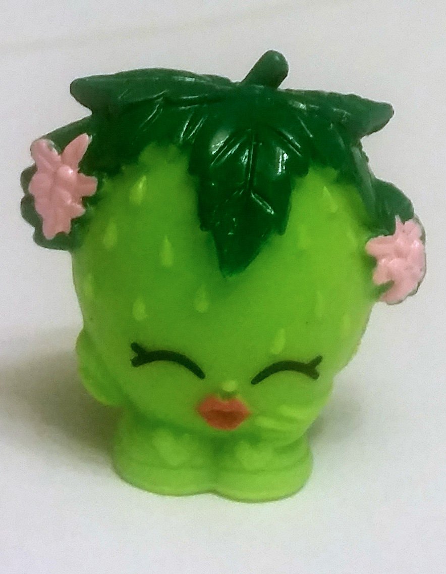 2014 SHOPKINS FIGURES STRAWBERRY KISS 010 SEASON 1 RARE eBay