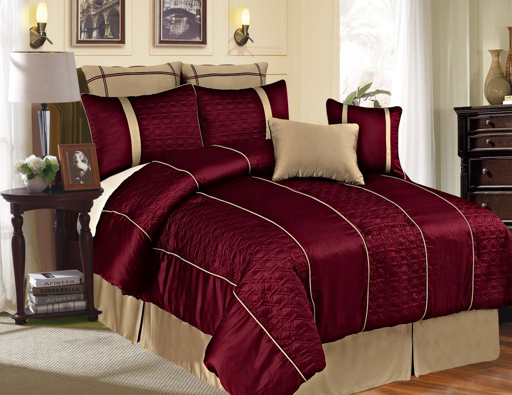 8 Piece Queen Emoji Burgundy Comforter Set