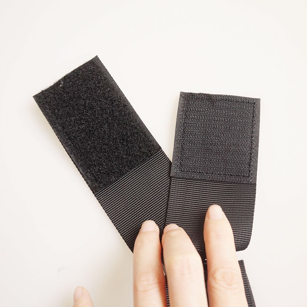 AD052 SMグッズ★SM拘束具★手枷 ラベル制