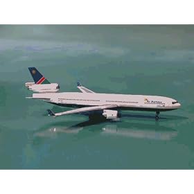Daron PH081 Phoenix Air Namibia MD- 11