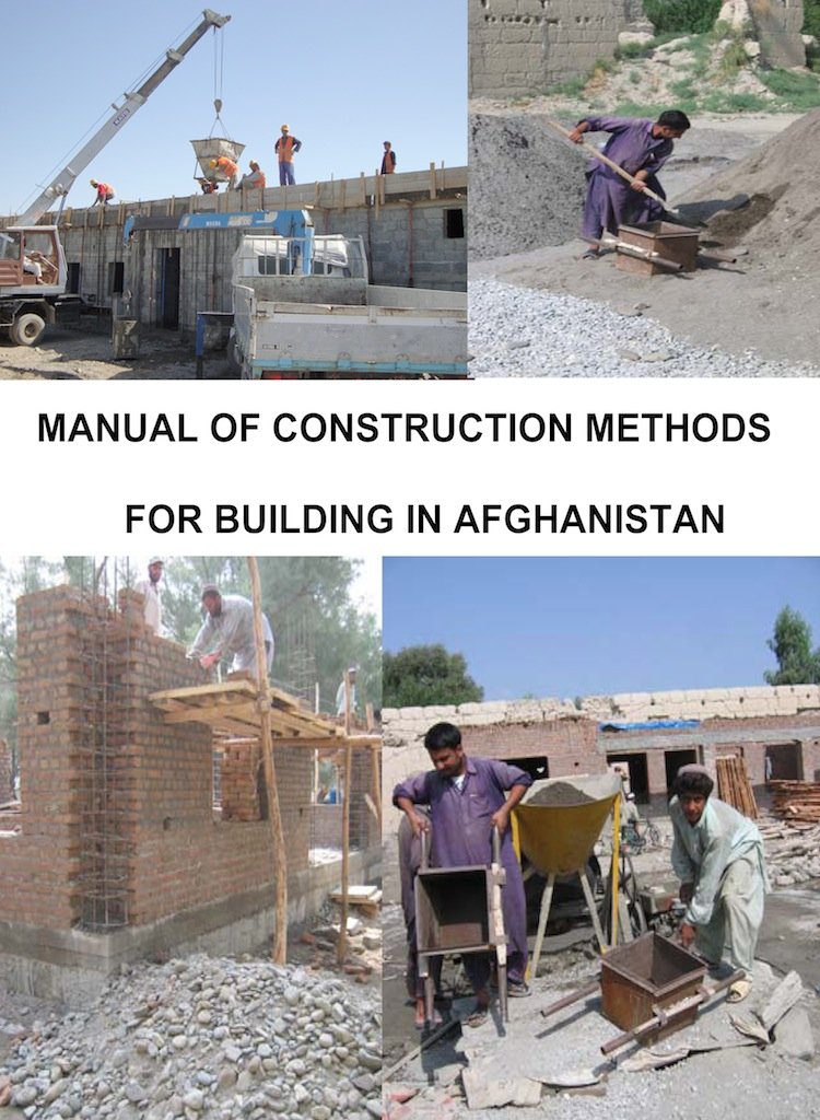 Amazon.com: Manual of Construction Methods for Building in ...