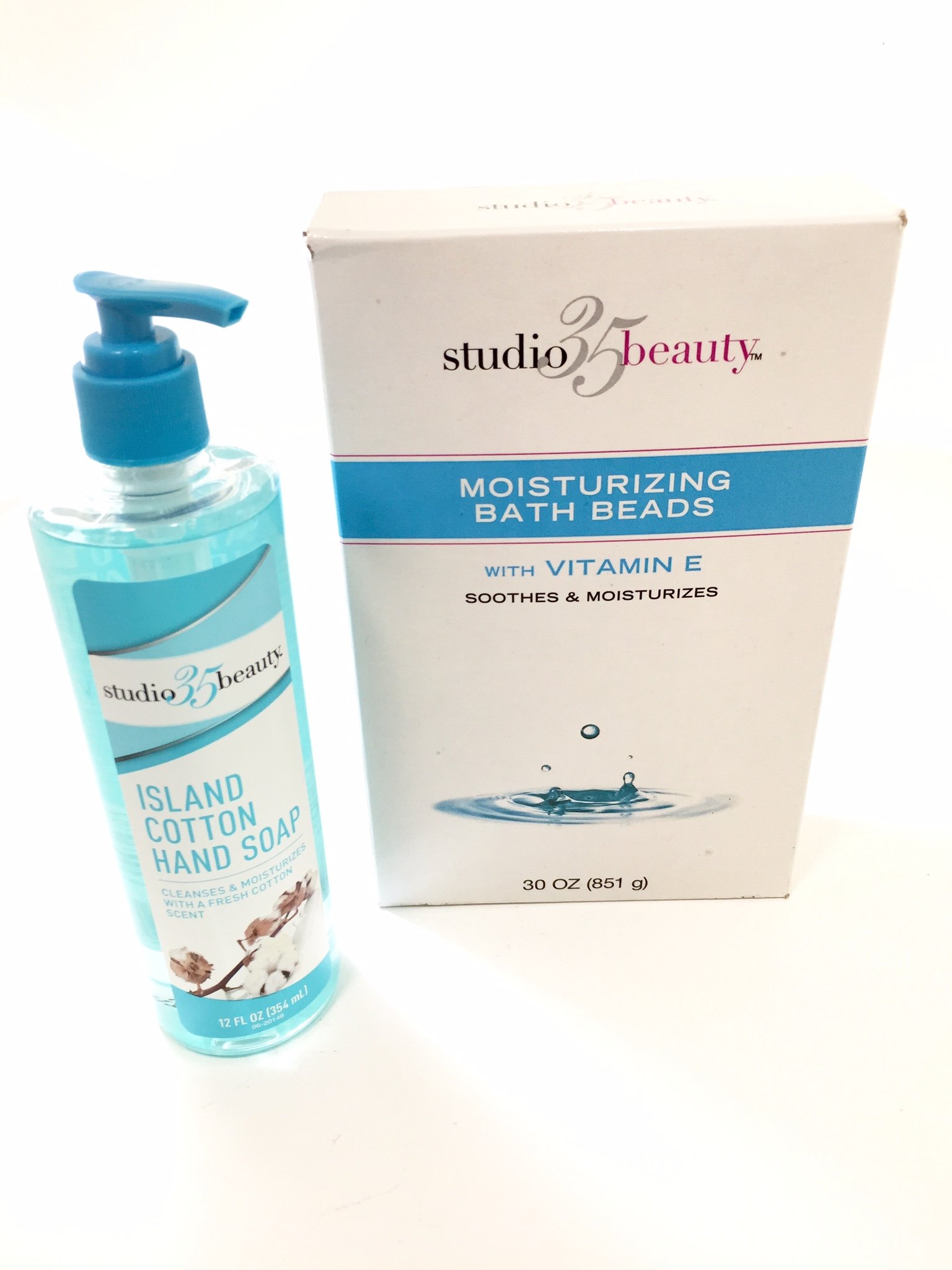 Studio 35 Beauty Moisturizing Bath Beads with Island Cotton Hand Soap