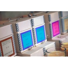 Votivo Aromatic Candle (Select Scent)