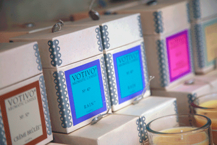Votivo Aromatic Candle (Select Scent)