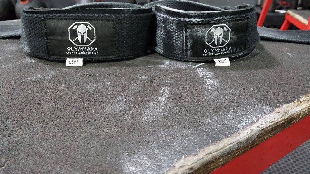 Amazon.com : Olympiada Wrist Wraps + Lifting Straps Bundle for ...