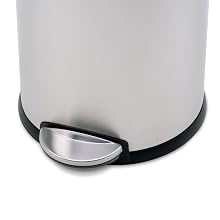 simplehuman Round Step Trash Can, Fingerprint-Proof Brushed Stainless Steel, 30 Liters /8 Gallons