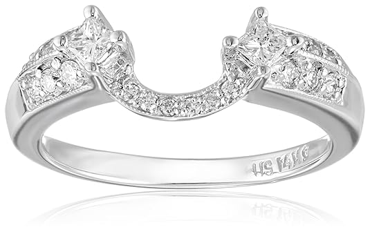 Round solitaire engagement ring enhancers