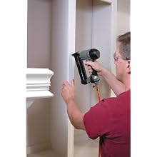 PORTER-CABLE BN200B 5/8-Inch to 2-Inch 18-Gauge Brad Nailer