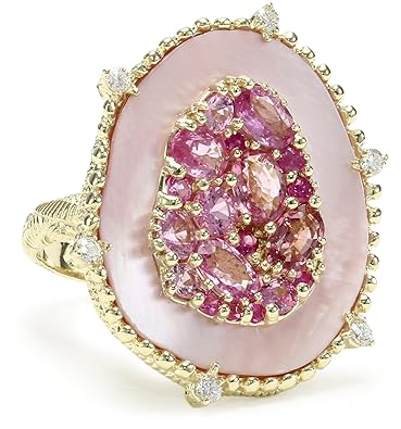 /></em></p> <p> </p>