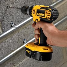 DEWALT DC725KA 18-Volt Cordless Compact Hammer Drill/Driver