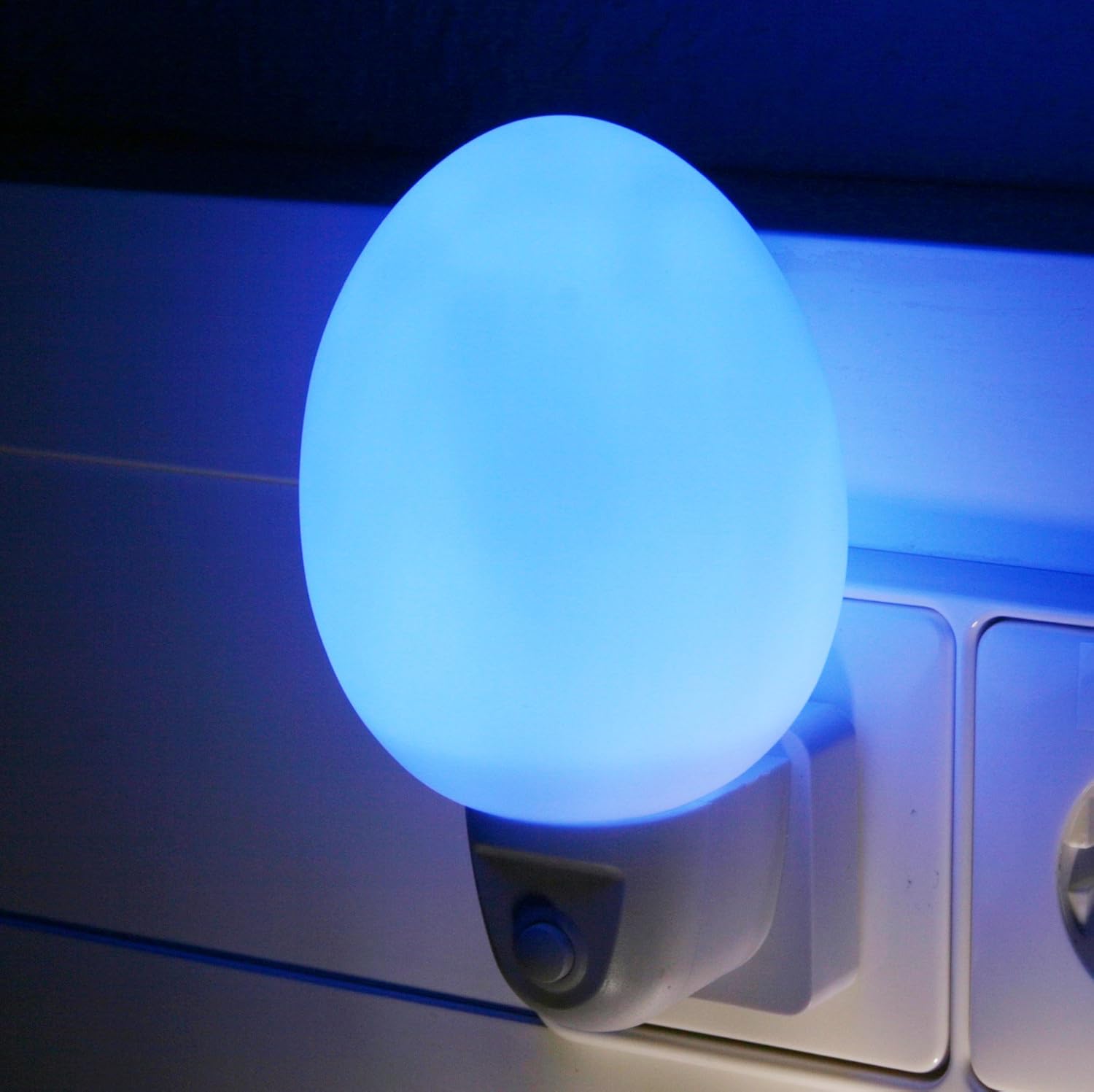 Luz Nocturna LED Azul Ansmann con Interruptor Bombilla Lampara Noche