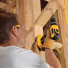 DEWALT DC725KA 18-Volt Cordless Compact Hammer Drill/Driver