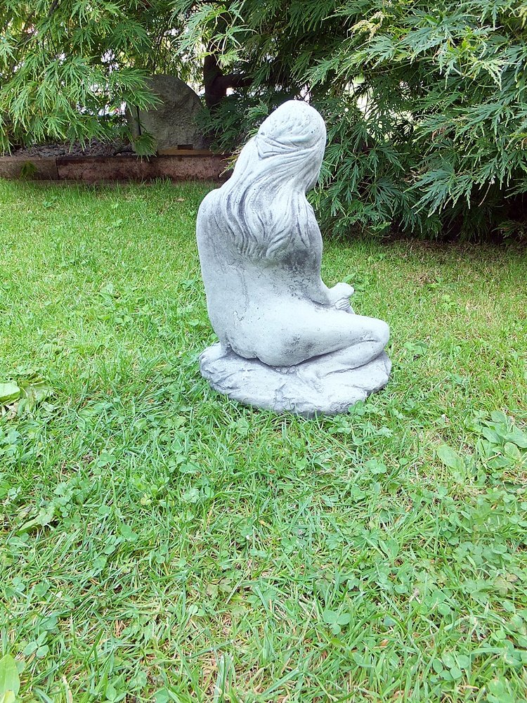Steinfigur Frau Figur Akt Gartenstatue Steinguss Büste Dekoration 32 cm