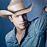 Image of Dustin Lynch