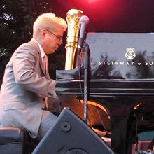 Thomas M. Lauderdale - Flickr:cosmic_bandita