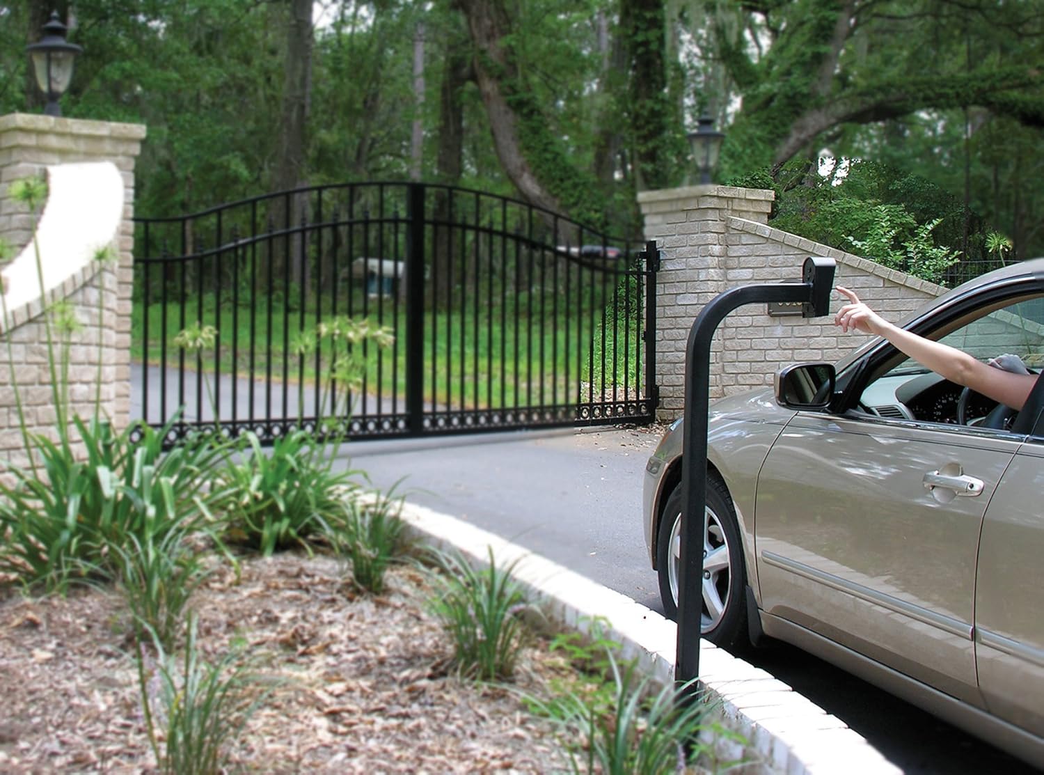 Powder Coated Black Keypad Mounting Gate Opener Post Garage Entry