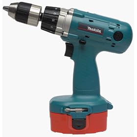 Makita 6343DWAE 18 Volt 1/2-Inch Cordless Drill/Driver Kit