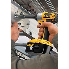 DEWALT DC823KA 18-Volt 3/8-Inch Impact Wrench