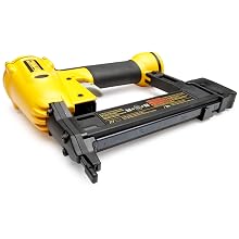 DEWALT D51422K 1-1/2-Inch X 1/4-Inch 18 Gauge Narrow Crown Stapler