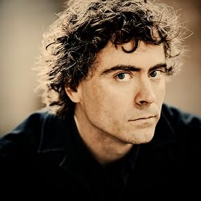 Image of Paul Lewis