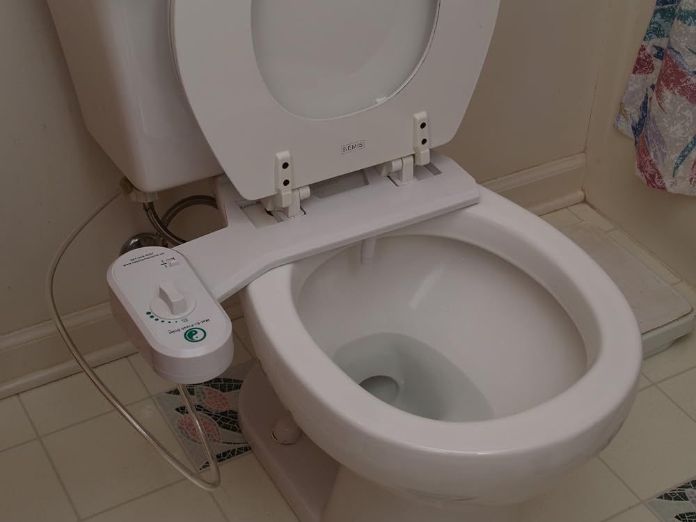 Fresh Water Adjustable Nozzle Retrofit Universal Bidet Toilet Seat