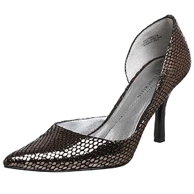 AK Anne Klein Women's Christa 6 Pump