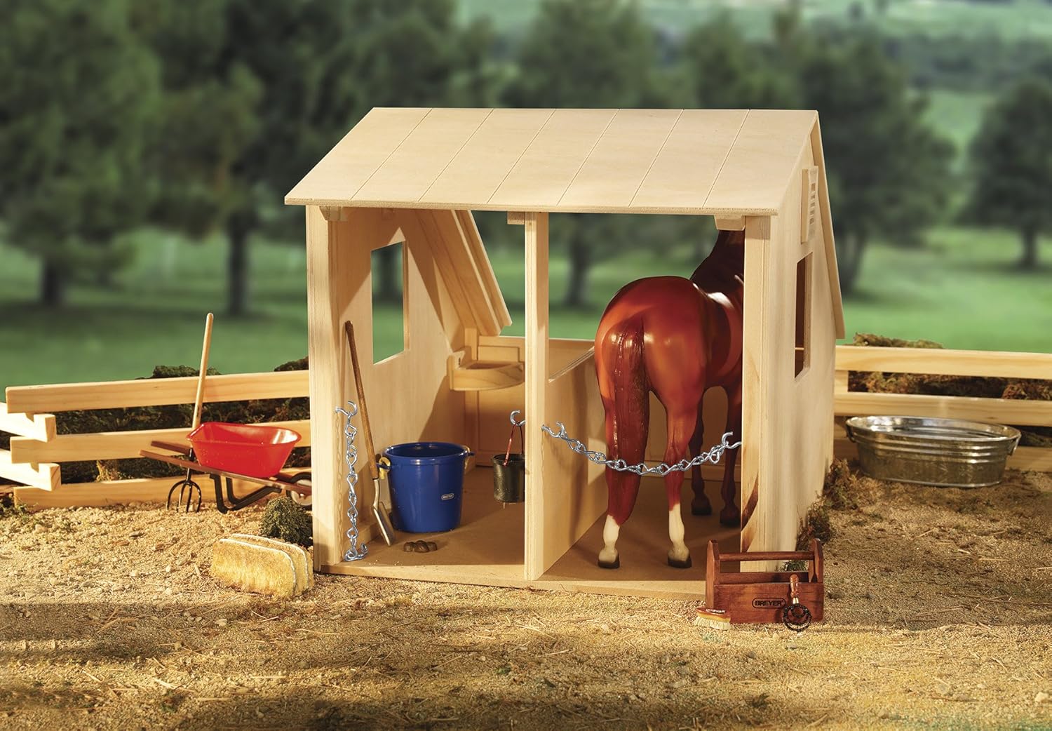 Breyer Wood Stable For Breyer Traditional and Classics Toy Horse