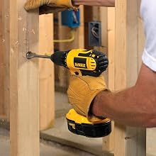 DEWALT DC720KA Cordless 18-Volt Compact Drill/Driver