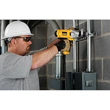 DEWALT DWD525K 1/2-Inch VSR Mid-Handle Grip Hammerdrill Kit