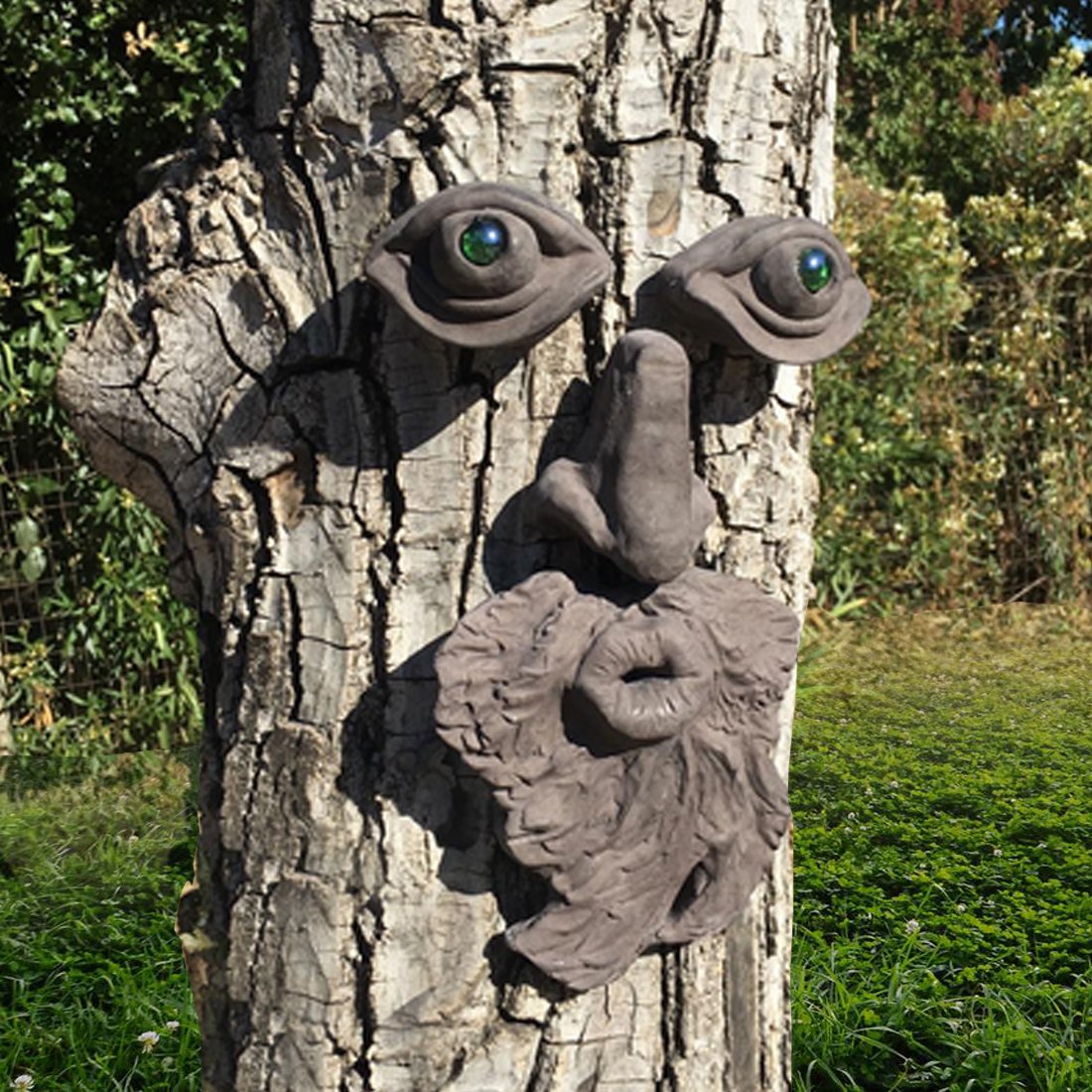 Funny Garden Tree Face Sculpture - Outdoor Yard Art Tree Tank Beard