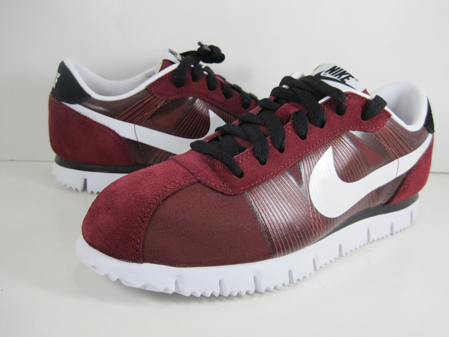 nike cortez fly motion