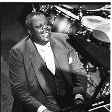Oscar Peterson - Photo of Oscar Peterson