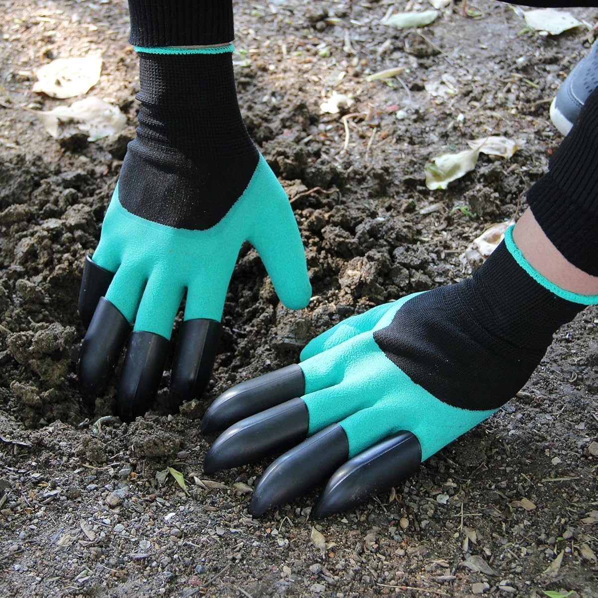 Garden Gloves With Claws, Great for Digging Weeding Seeding poking