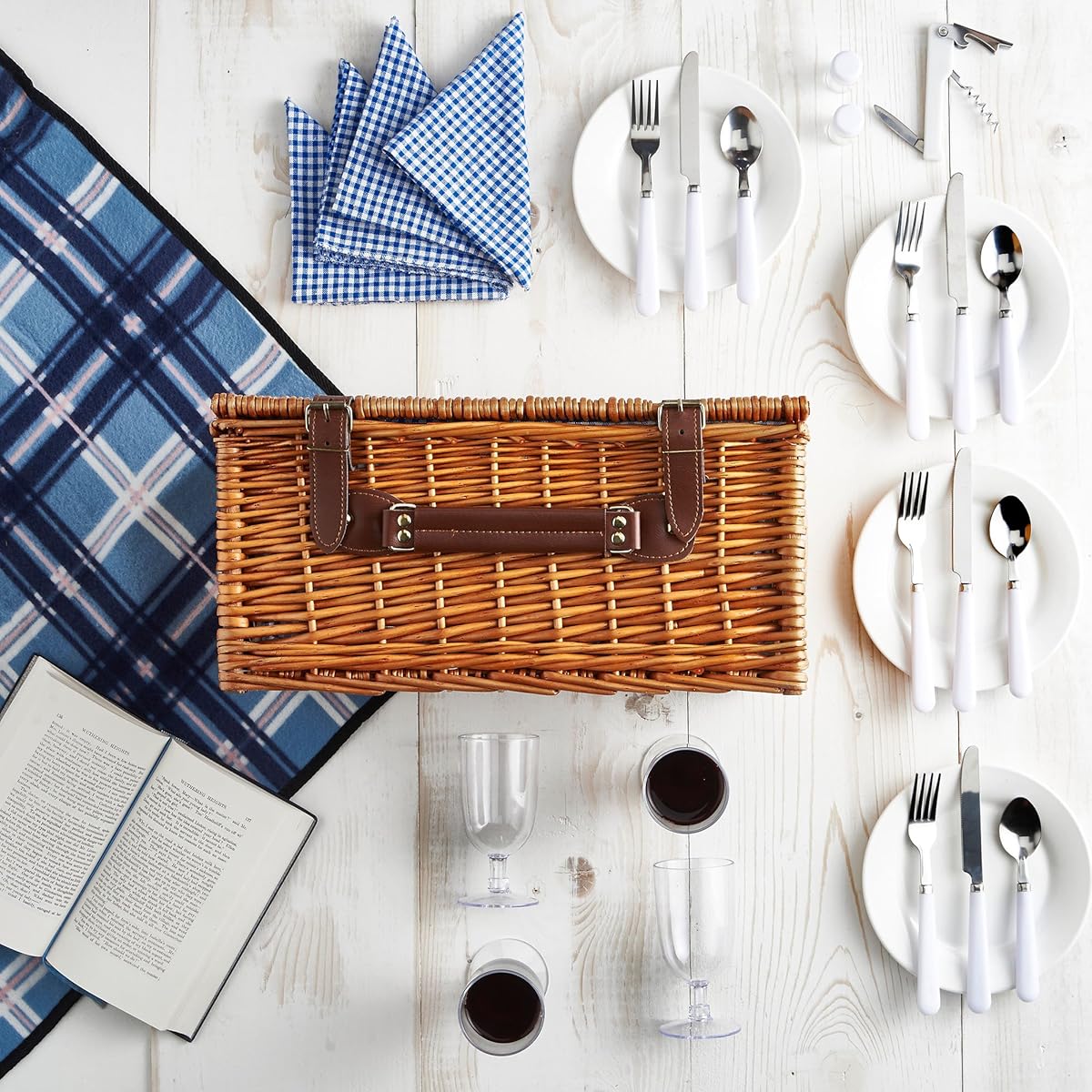 VonShef 4 Person Wicker Picnic Basket Hamper Set with Flatware, Plates